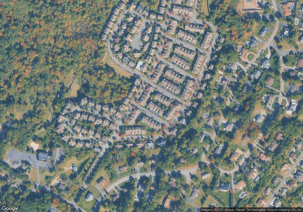 10 Generals Ln, Totowa, NJ 07512 - photo 1