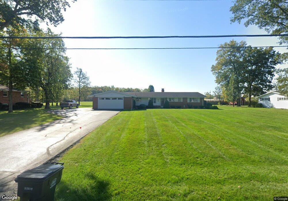 2631 Elmview Dr, Lima, OH 45806 - photo 1