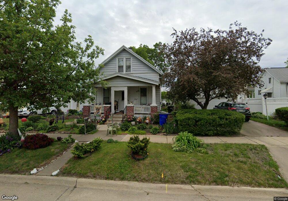 720 11th Ave SE, Cedar Rapids, IA 52401 - photo 1