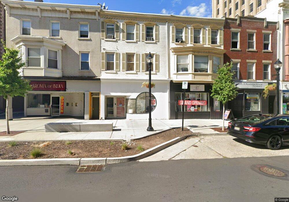 919 W Hamilton St, Allentown, PA 18101 - photo 1