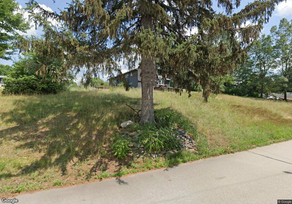 1 Ayer Rd, Nashua, NH 03064 - photo 1