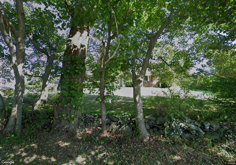 215 Honeyman Ave, Middletown, RI 02842 - photo 1