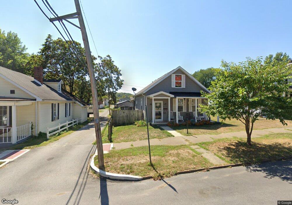 442 E Walnut St, Lancaster, OH 43130 - photo 1