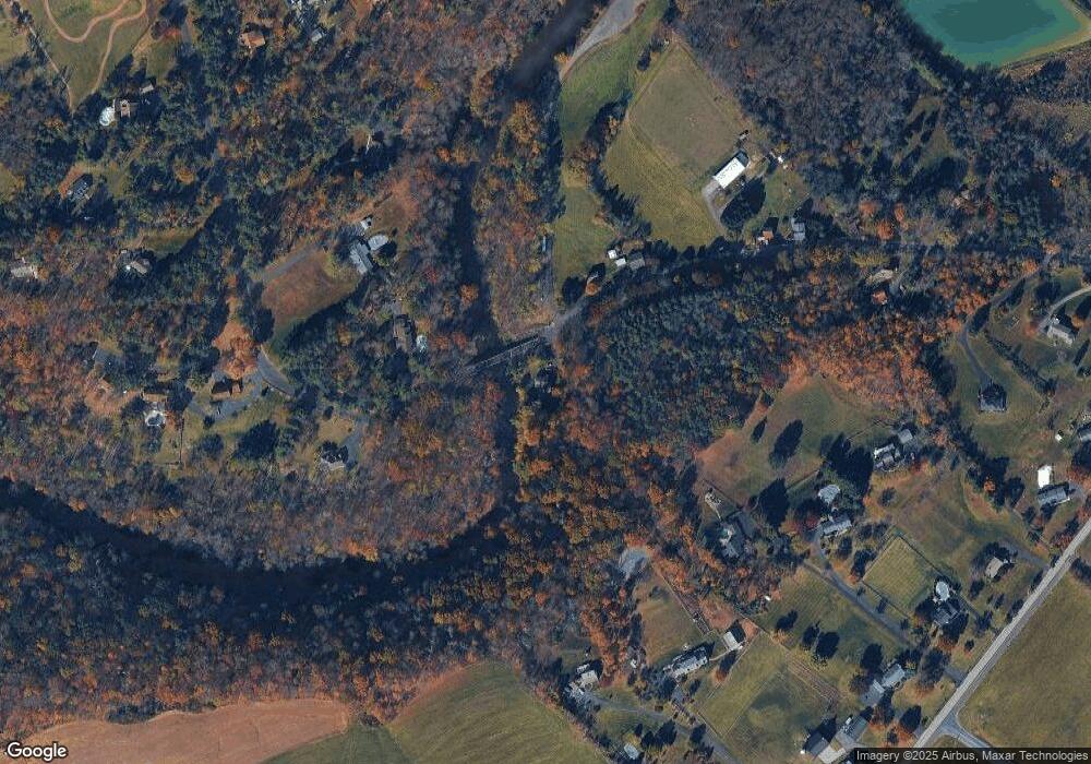 690 Bergeys Mill Rd, Schwenksville, PA 19473 - photo 1