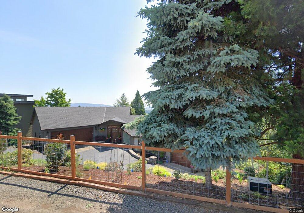 499 SW Viewmont Dr, Dundee, OR 97115 - photo 1