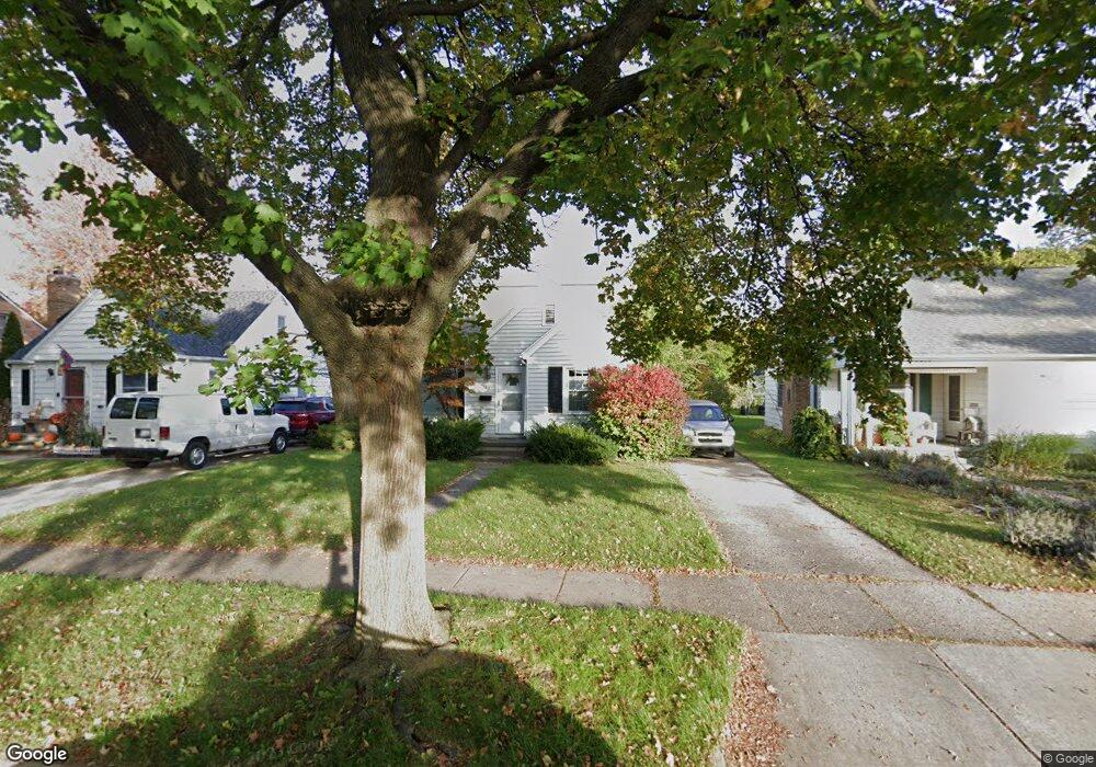 2211 Quentin Ave, Lansing, MI 48910 - photo 1