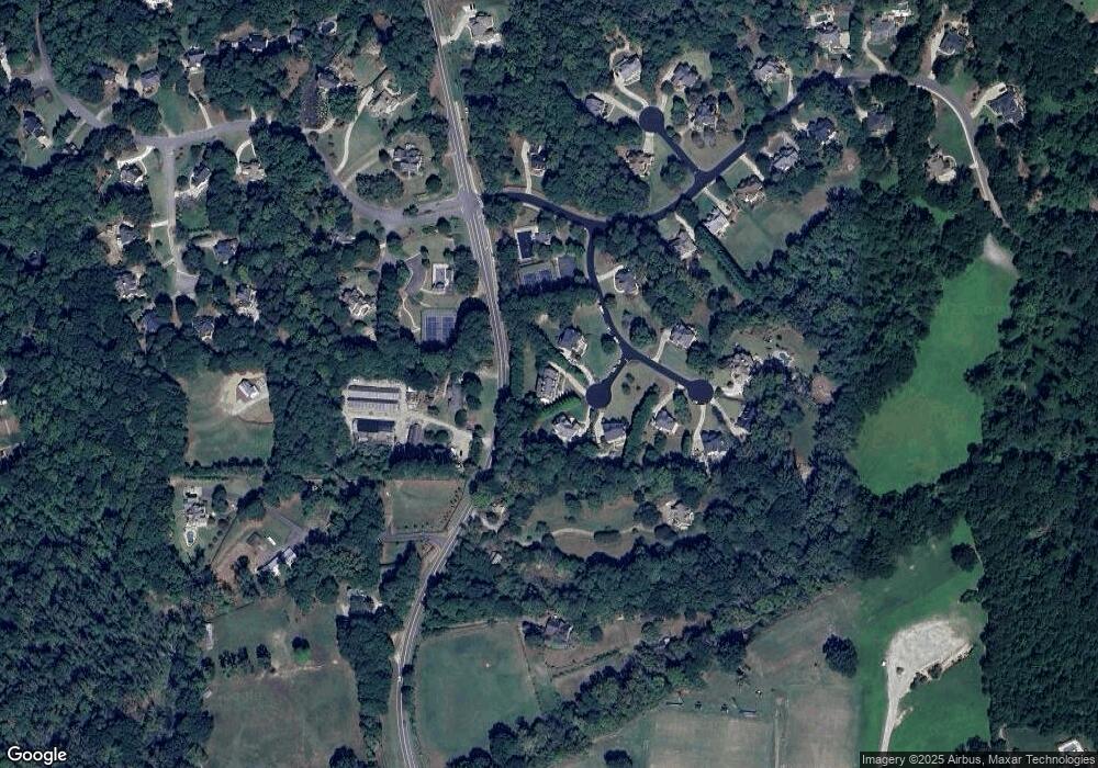 215 Davis Glen Ct, Alpharetta, GA 30004 - photo 1