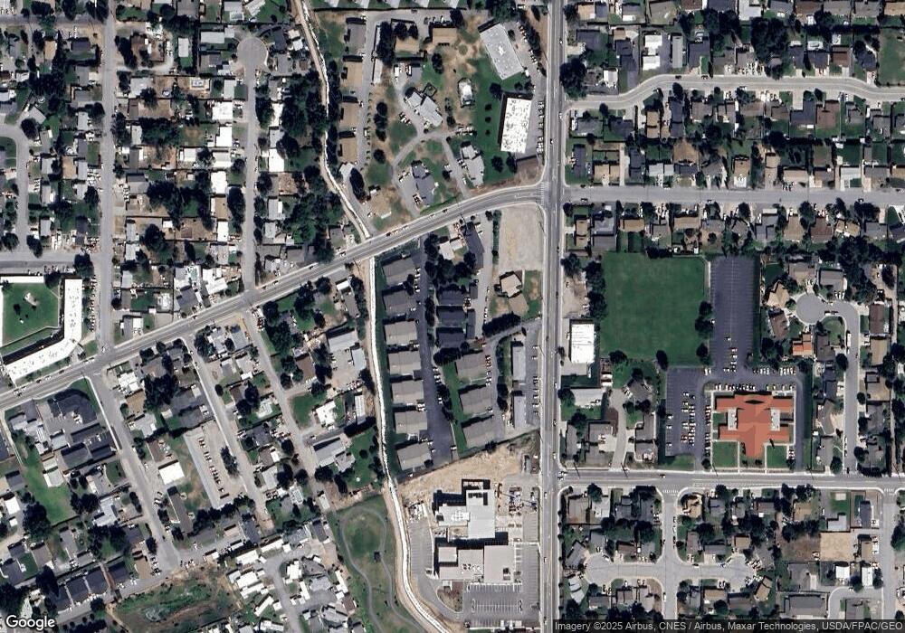 564 11th St NE, East Wenatchee, WA 98802 - photo 1