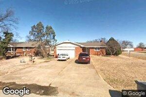 629 E Ohio St, Walters, OK 73572