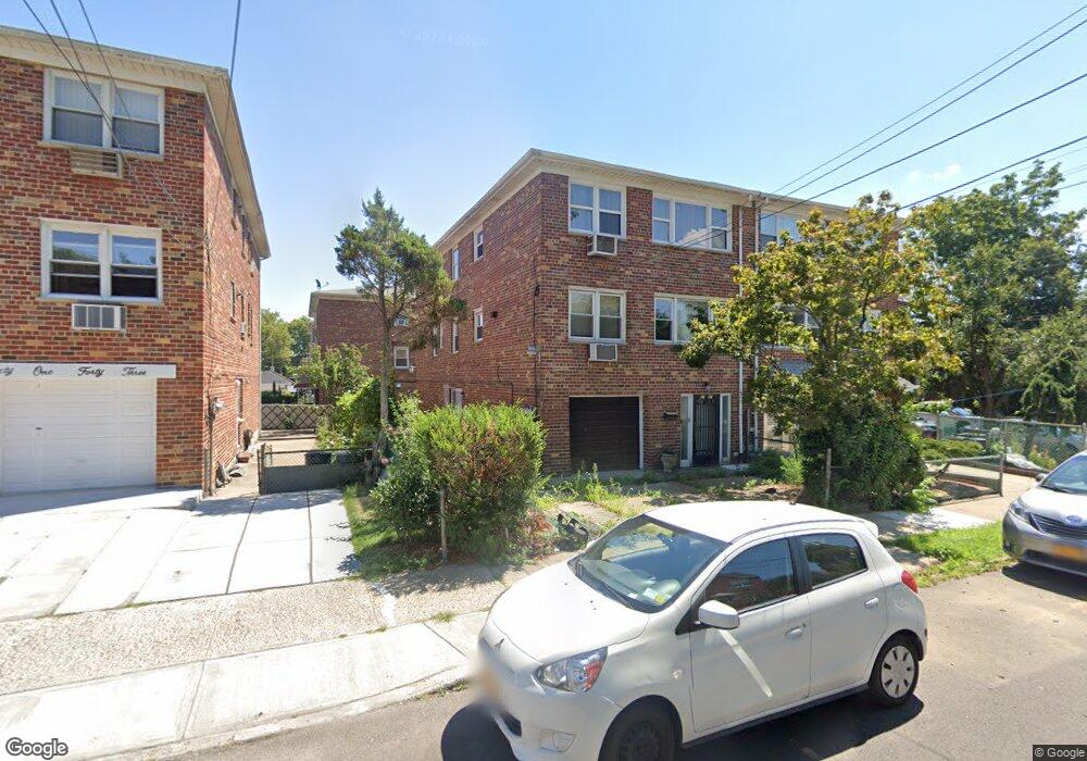 61-47 165th St unit 3rd Fl, Flushing, NY 11365 - photo 1