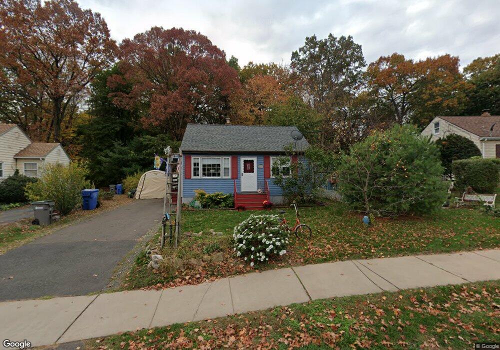 106 Deepwood Dr, Manchester, CT 06040 - photo 1