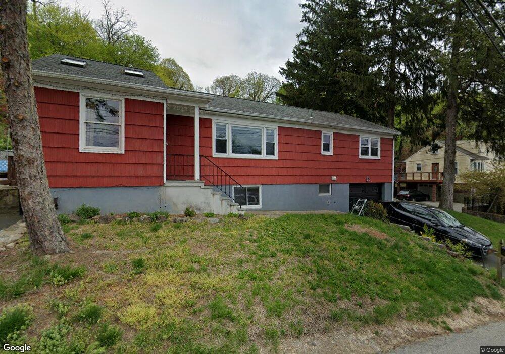 2 Elm St, Croton On Hudson, NY 10520 - photo 1