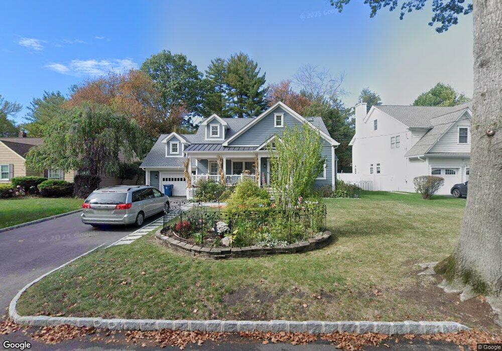 1208 Sunnyfield Ln, Scotch Plains, NJ 07076 - photo 1