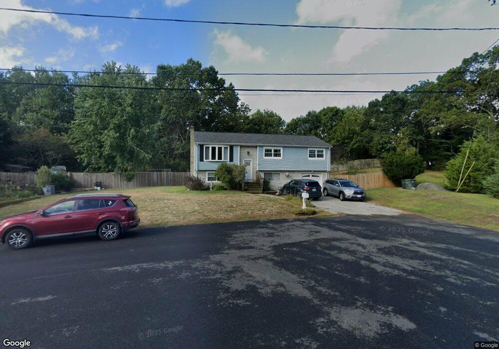 33 Longfellow Dr, Coventry, RI 02816 - photo 1