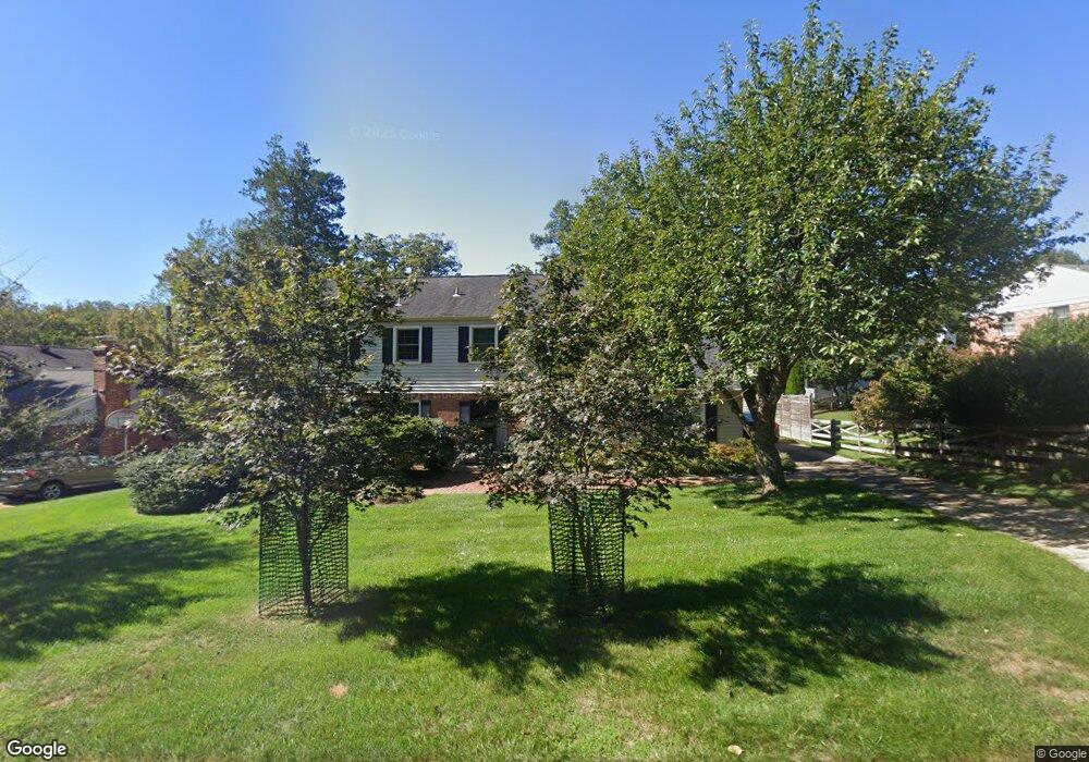 2412 Barbour Rd, Falls Church, VA 22043 - photo 1