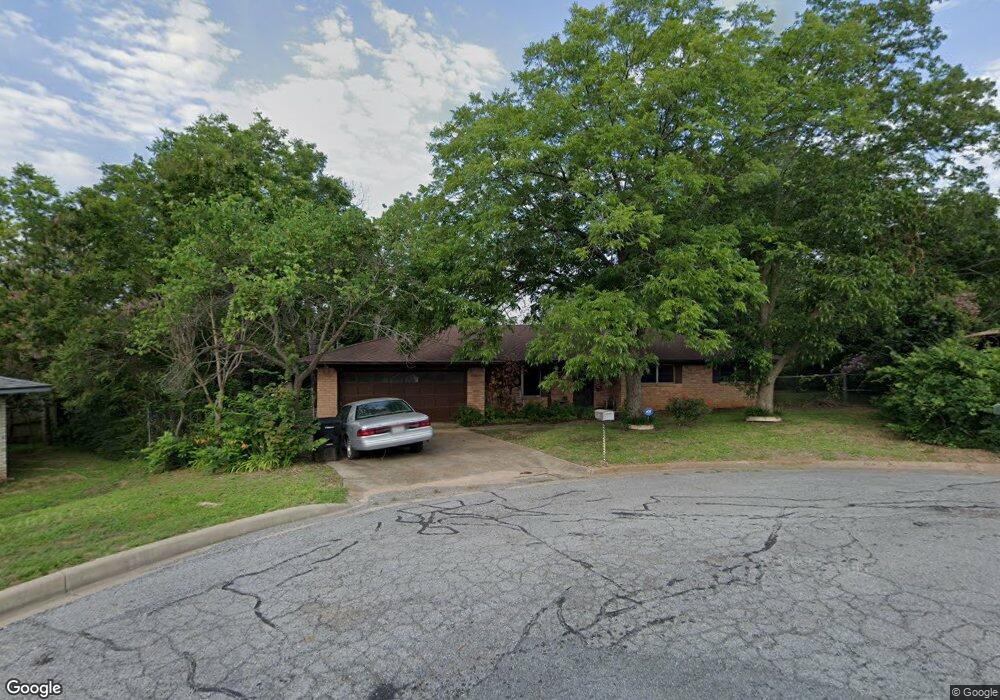 911 Seymore Cir, Denison, TX 75020 - photo 1