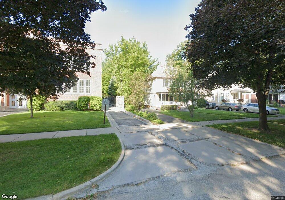 403 Saint Clair St, Grosse Pointe, MI 48230 - photo 1