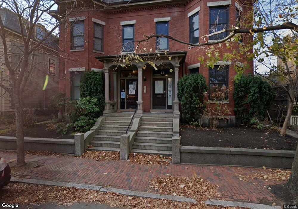 9 Bigelow St unit 4A, Cambridge, MA 02139 - photo 1