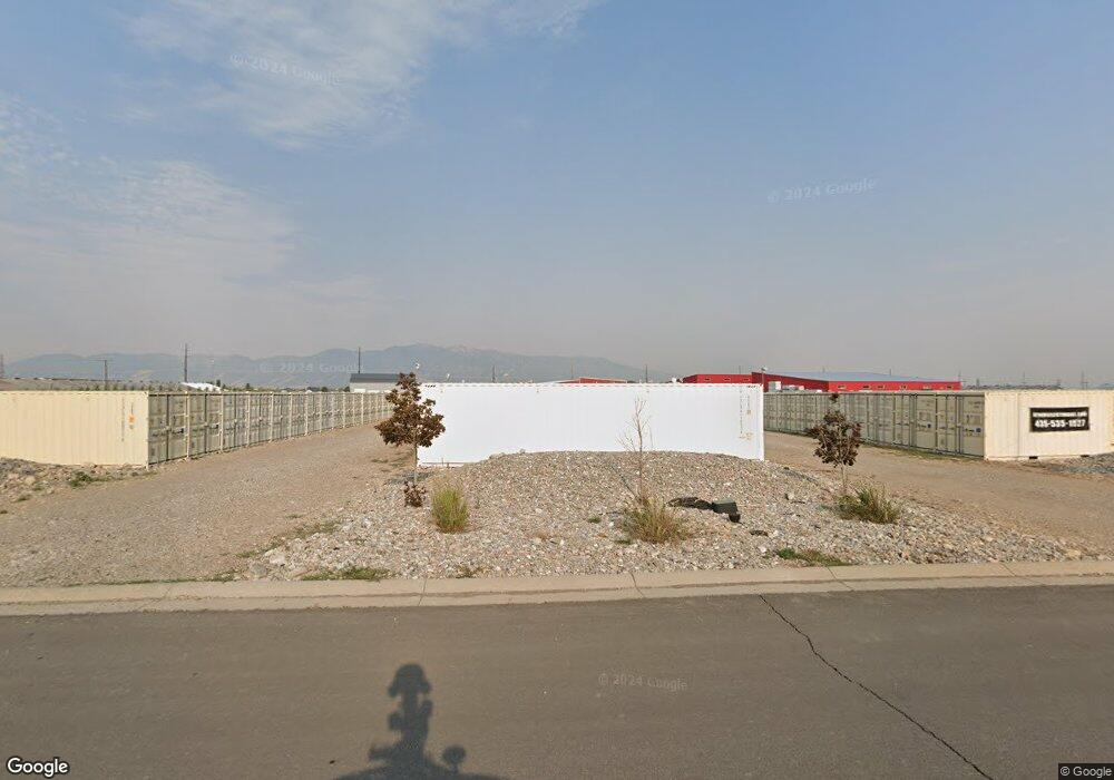 206 S 1720 E unit 2, Hyrum, UT 84319 - photo 1