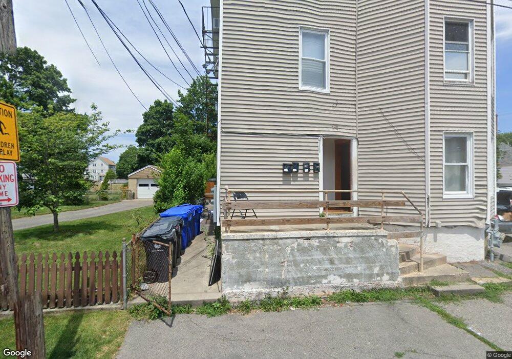 180 Columbine Ave, Pawtucket, RI 02861 - photo 1