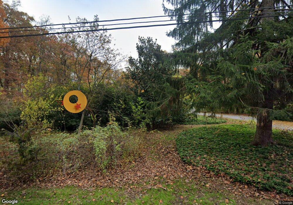 5 Woodland Dr, Malvern, PA 19355 - photo 1