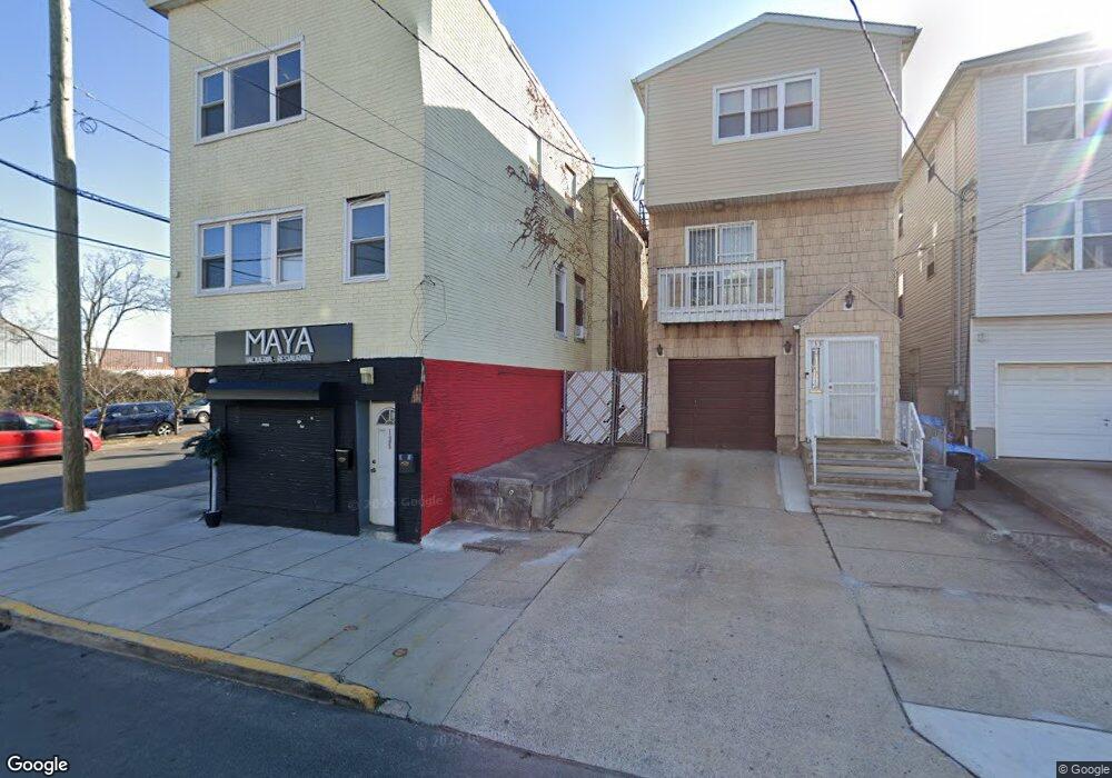 135 5th St, Elizabeth, NJ 07206 - photo 1