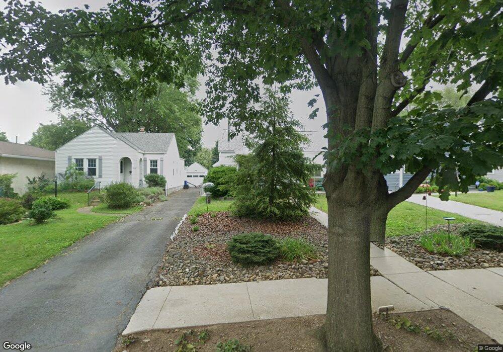 274 E Royal Forest Blvd, Columbus, OH 43214 - photo 1