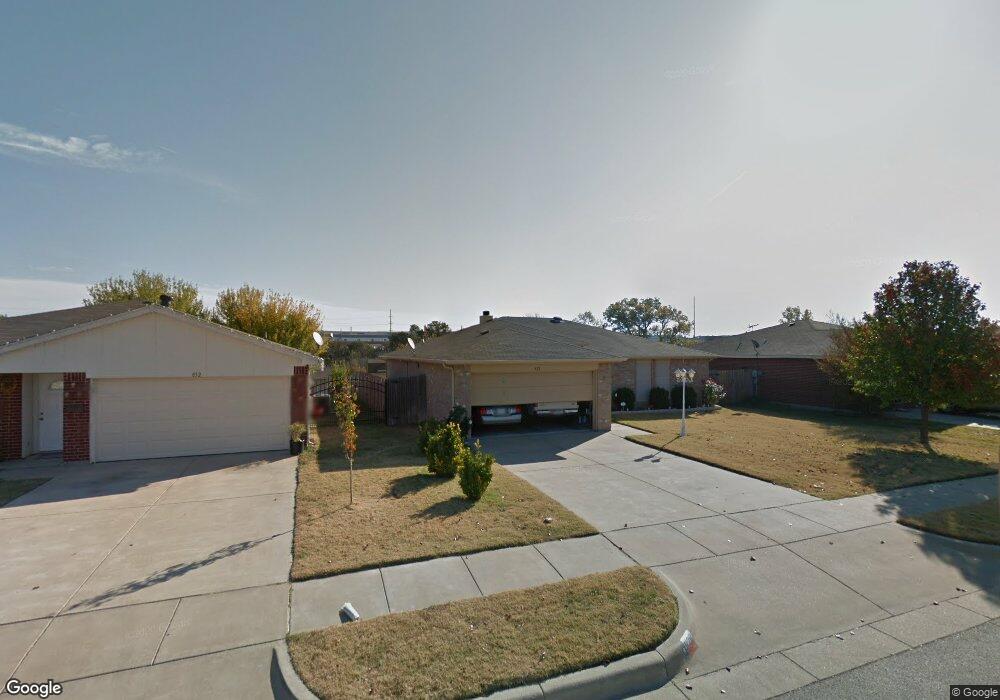 828 Mccully St, Fort Worth, TX 76108 - photo 1