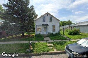 407 S 7th St, Wymore, NE 68466
