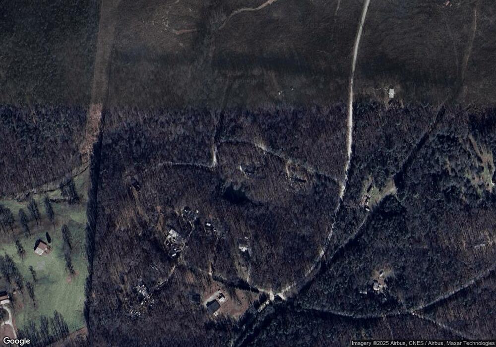 105 Rolling Rock Rd, Carnesville, GA 30521 - photo 1