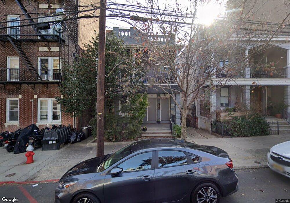 90 Waldo Ave unit 2, Jersey City, NJ 07306 - photo 1