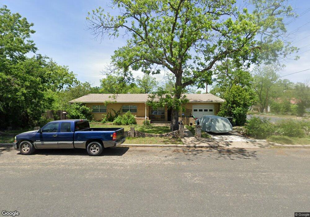 710 N Orange St, Fredericksburg, TX 78624 - photo 1