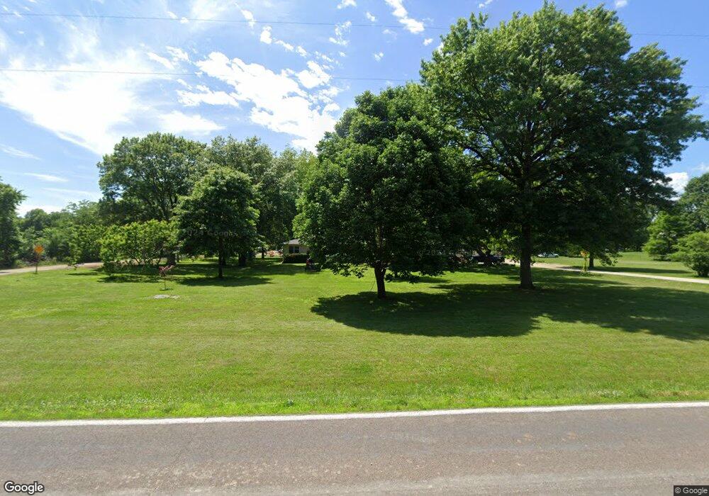 1733 NW Carlson Rd, Topeka, KS 66615 - photo 1