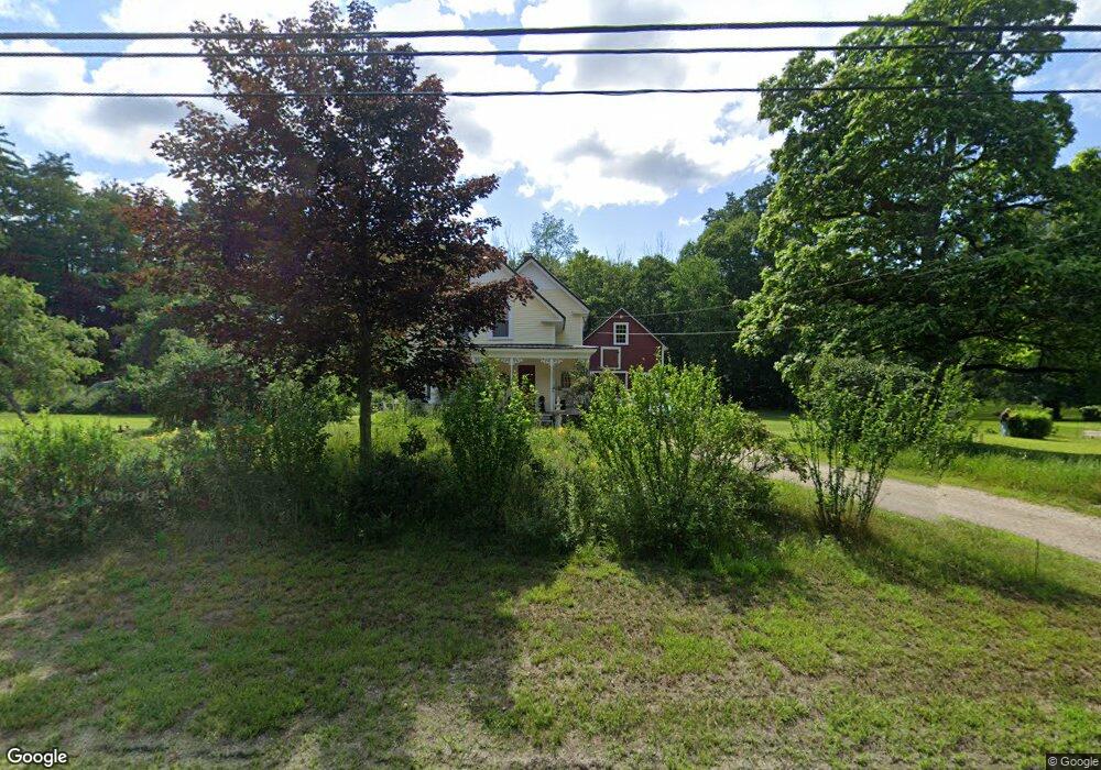 127 Center Rd, Weare, NH 03281 - photo 1