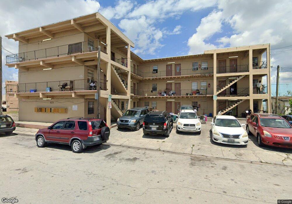 425 SW Avenue D unit 15, Belle Glade, FL 33430 - photo 1