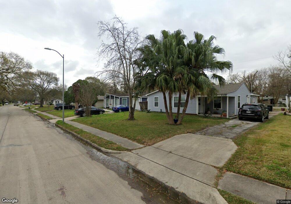 5242 Browncroft St, Houston, TX 77021 - photo 1