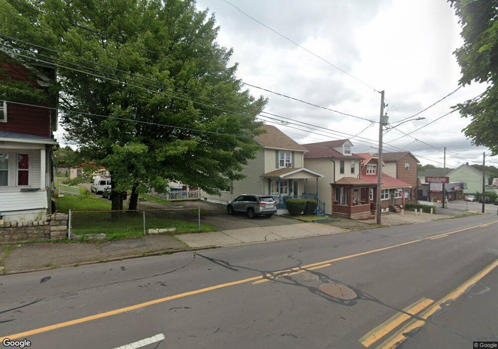 943 N Vine St, Hazleton, PA 18201 - photo 1