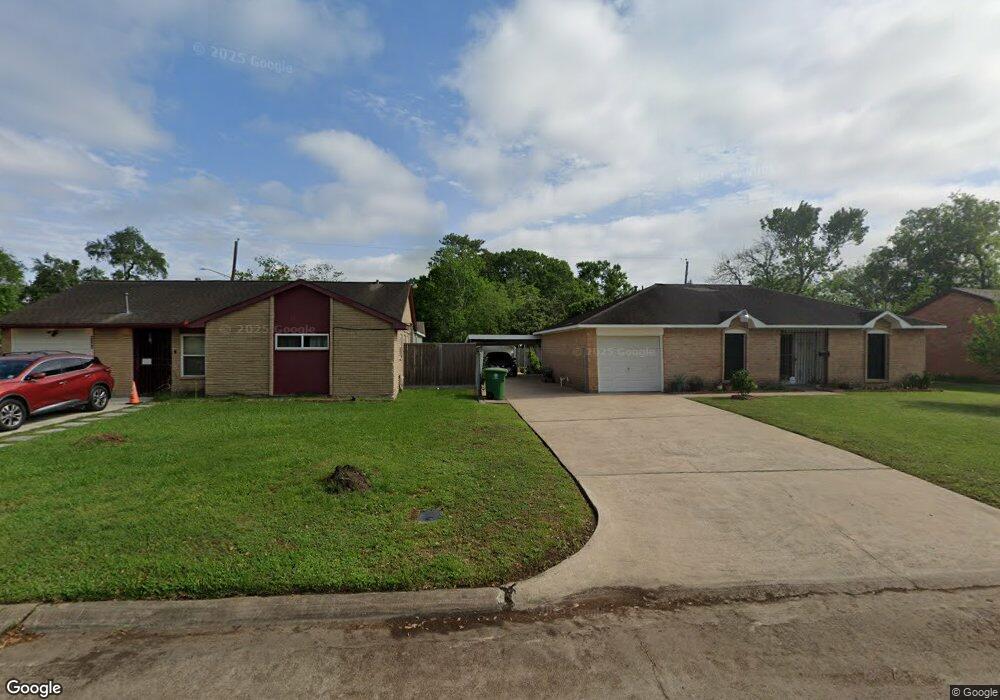 5730 Mackinaw St, Houston, TX 77053 - photo 1