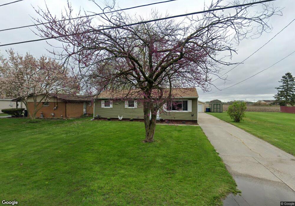 1679 Joy St, Saginaw, MI 48601 - photo 1