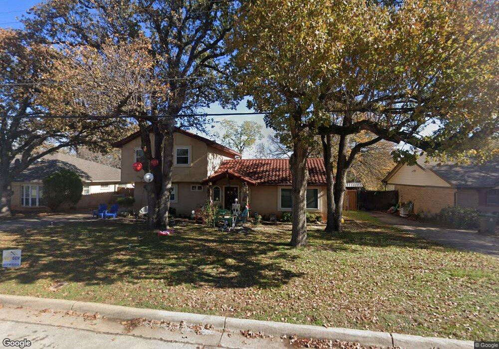 232 Melbourne Rd, Hurst, TX 76053 - photo 1