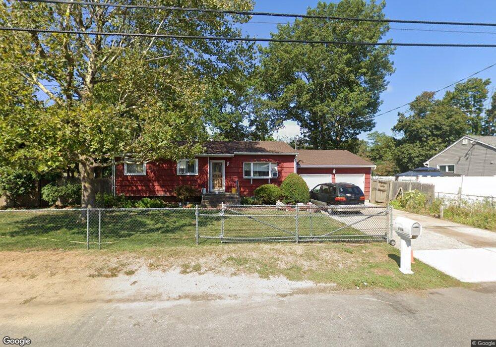 235 44th St, Copiague, NY 11726 - photo 1