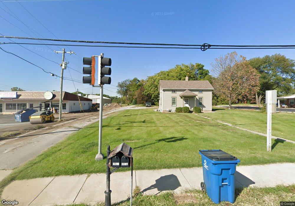 2725 N Center St, Maryville, IL 62062 - photo 1