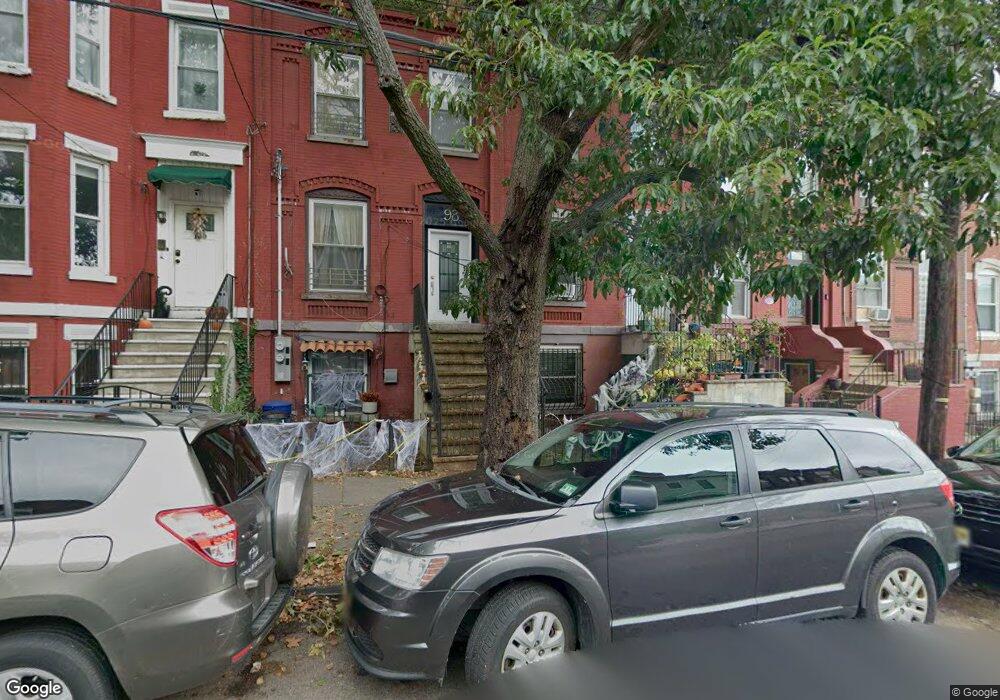 98 Jewett Ave unit 2, Jersey City, NJ 07304 - photo 1