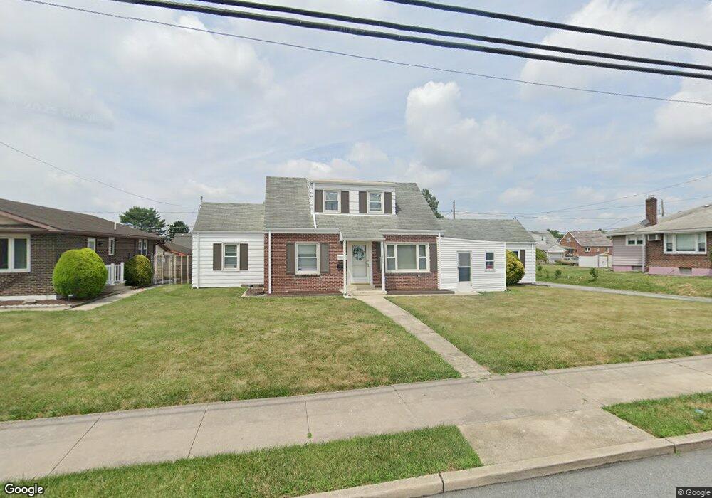 816 N Maxwell St unit 820, Allentown, PA 18109 - photo 1