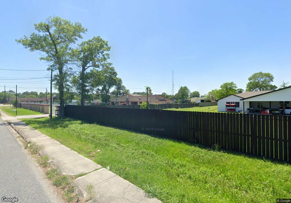 10813 Seneca St, Houston, TX 77016 - photo 1