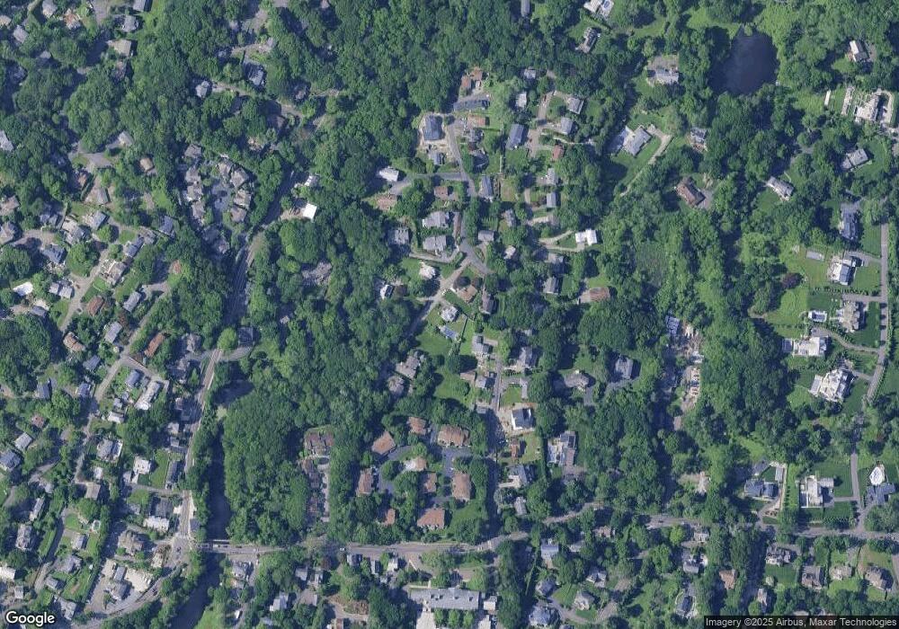 2 Sweet Briar Ln, Cos Cob, CT 06807 - photo 1