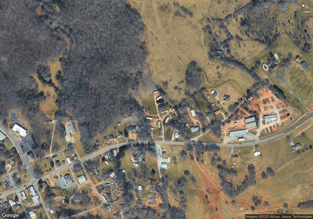 105 Cranes Moble Home Dr, Homer, GA 30547 - photo 1