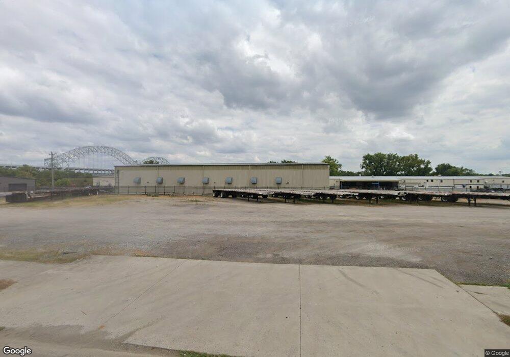 513 W Main St, New Albany, IN 47150 - photo 1