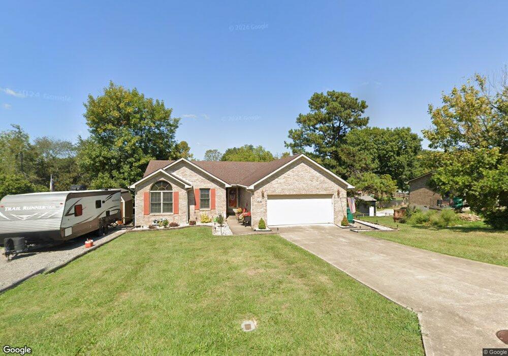 202 Hillcrest Ave, Lebanon Junction, KY 40150 - photo 1