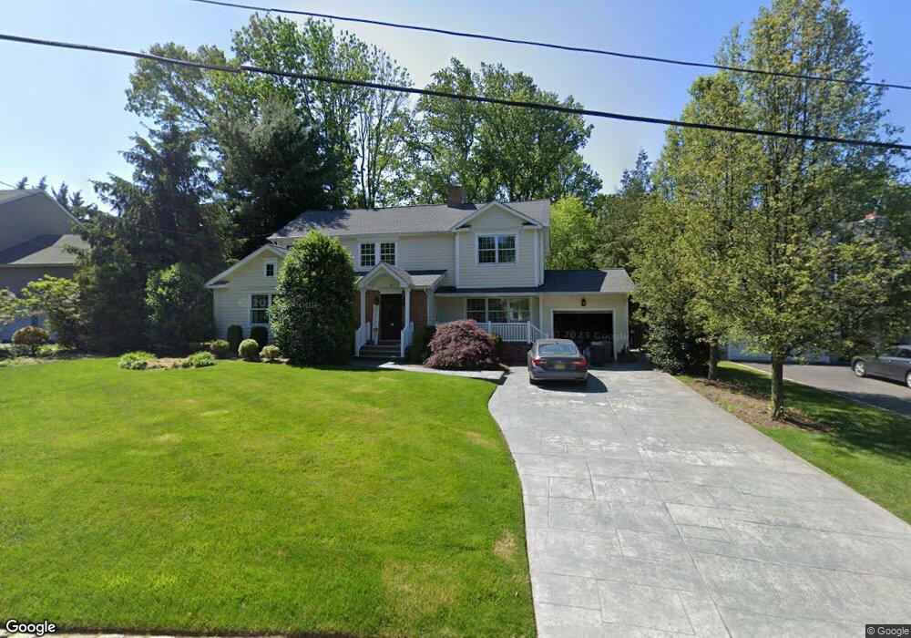 37 Dorr Rd, New Providence, NJ 07974 - photo 1